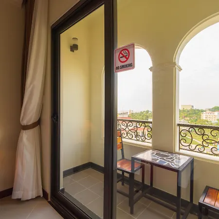Praha Hotel Phu Quoc-2